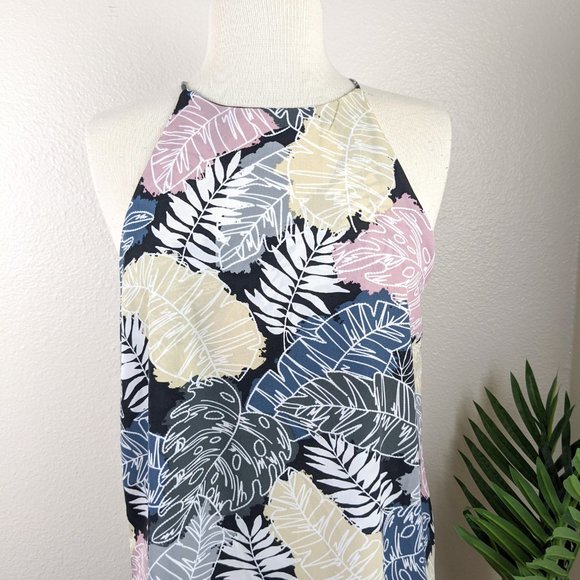 Get 2 dresses for the price of 1! Fab'rik Printed Halter Keyhole Dresses L. - Picture 9 of 15